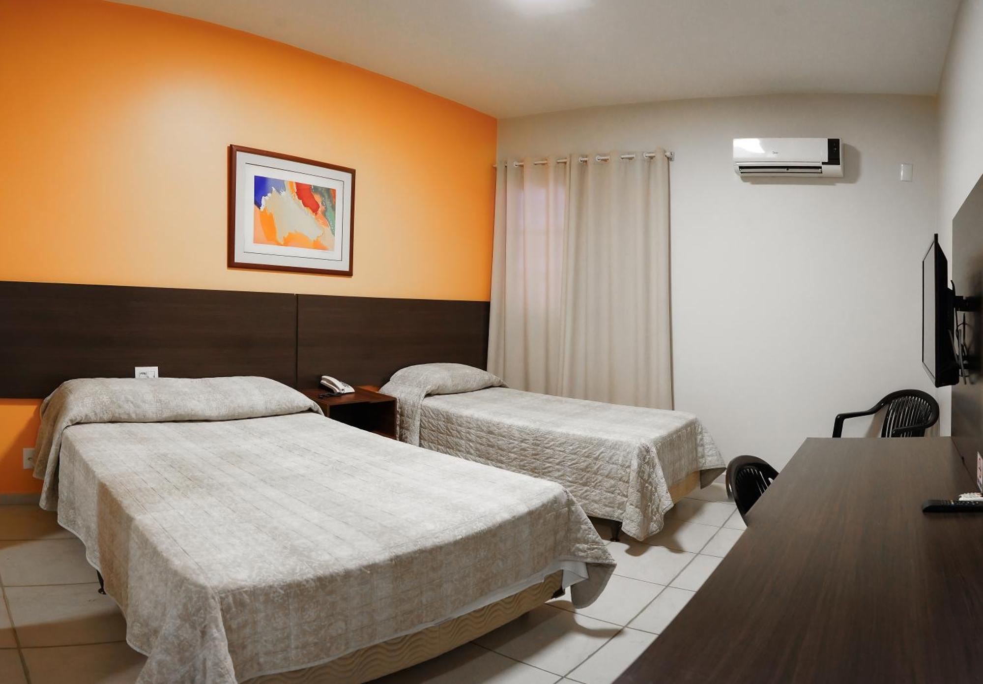 Attie Park Hotel Uberlândia Екстериор снимка